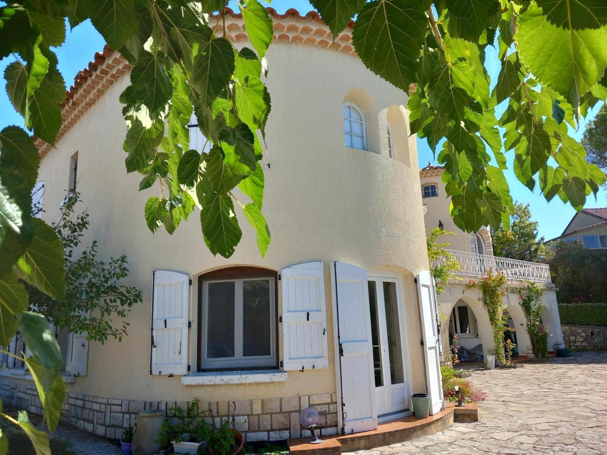 Le Relais Fleuri Hotell Alès Exteriör bild